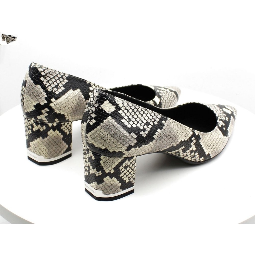 Calvin Klein Women's Pumps BLACK/WHITE - Black & White Snake-Embossed Pointed-To - Picture 3 of 8